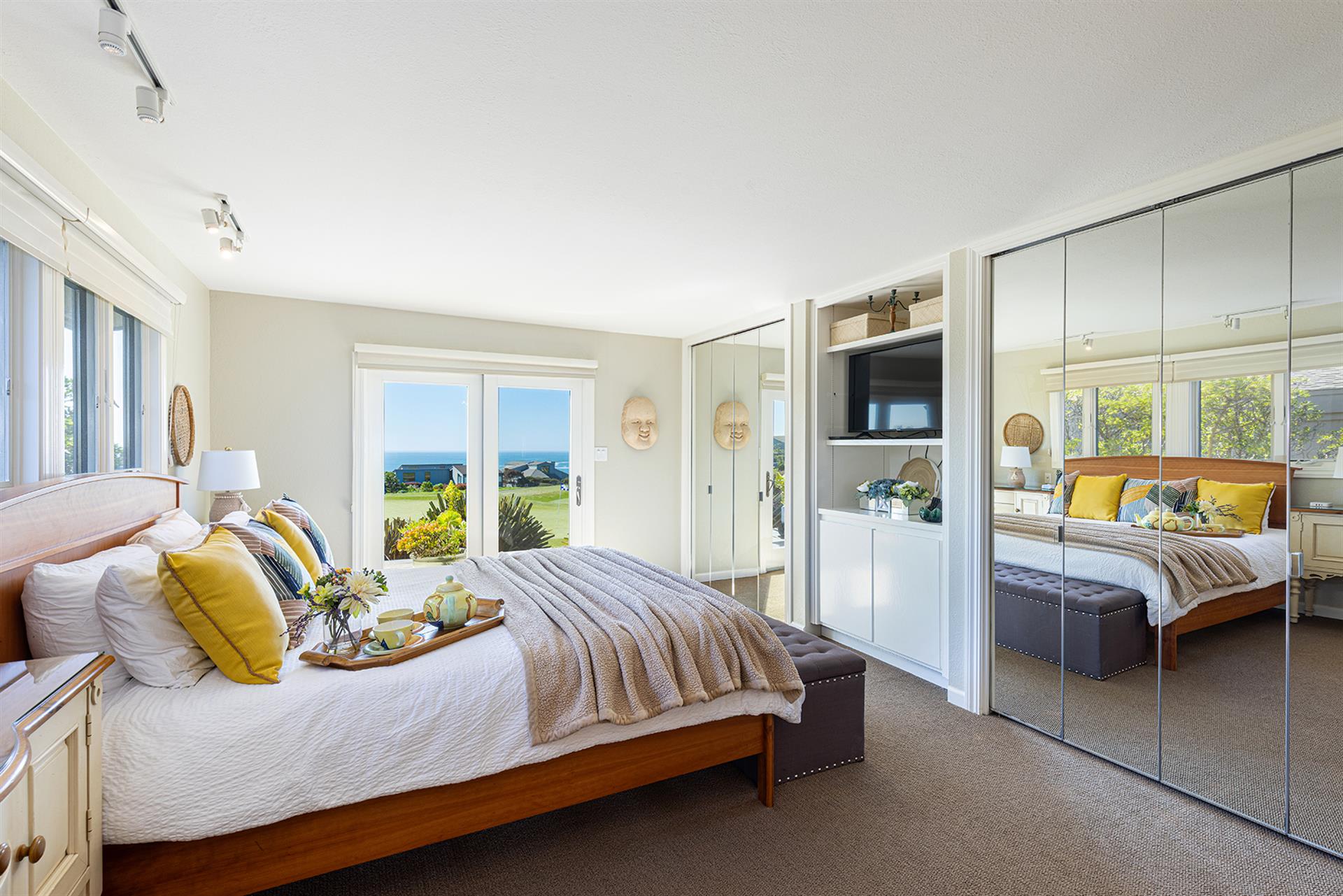 1105 Bedroom One001