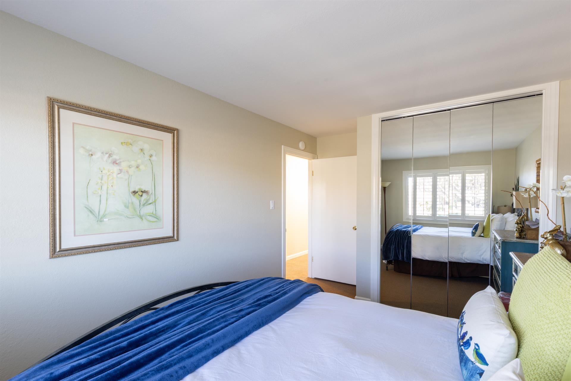 1115 Bedroom Three002
