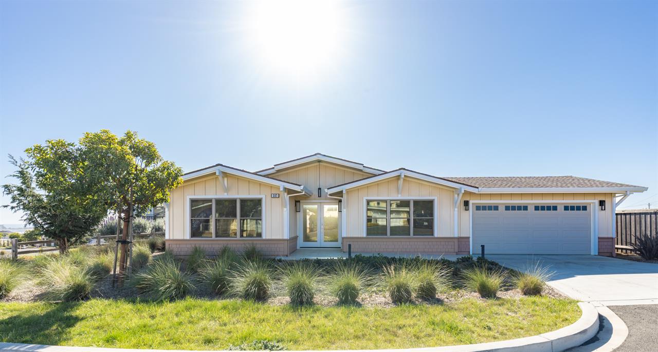 0070 Front Exterior002