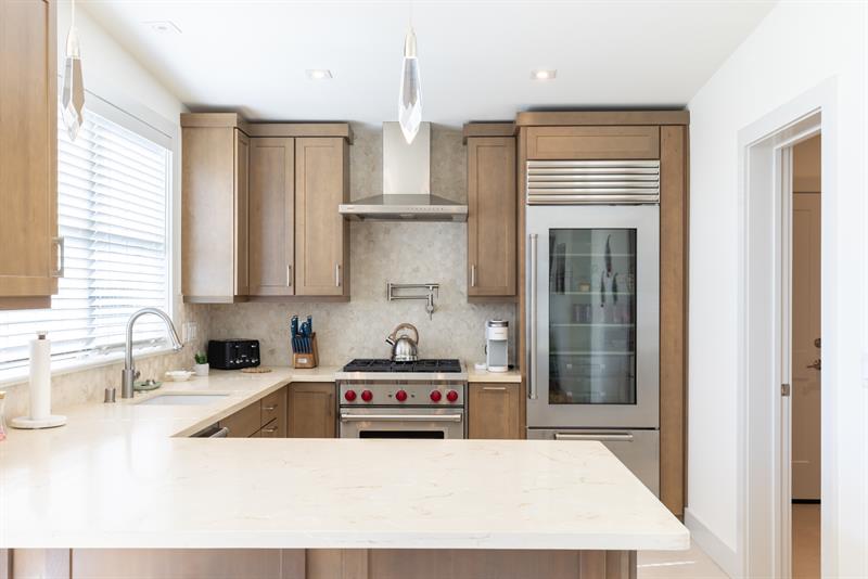 5805 0600 Kitchen 002 M