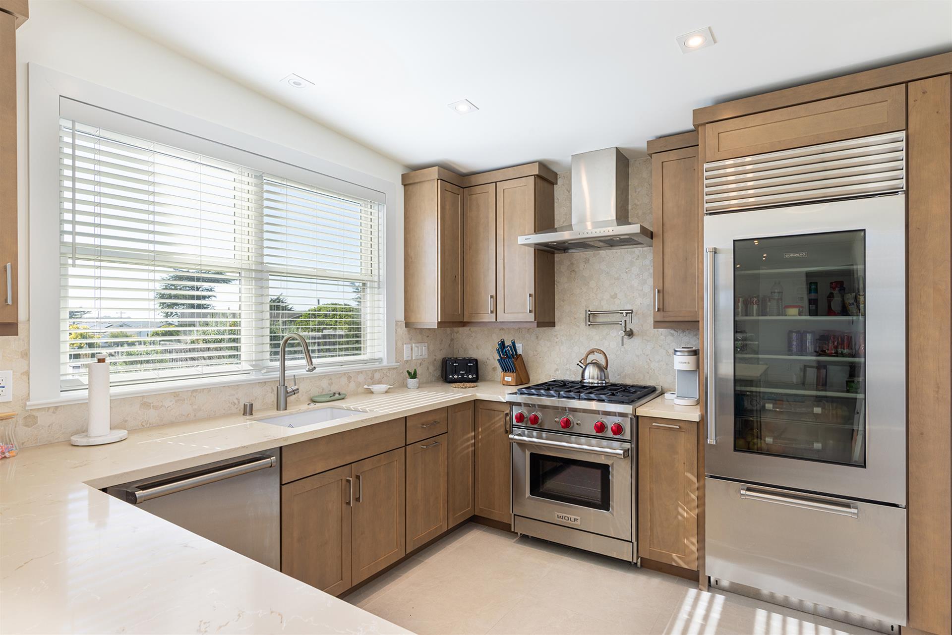 0600 Kitchen005