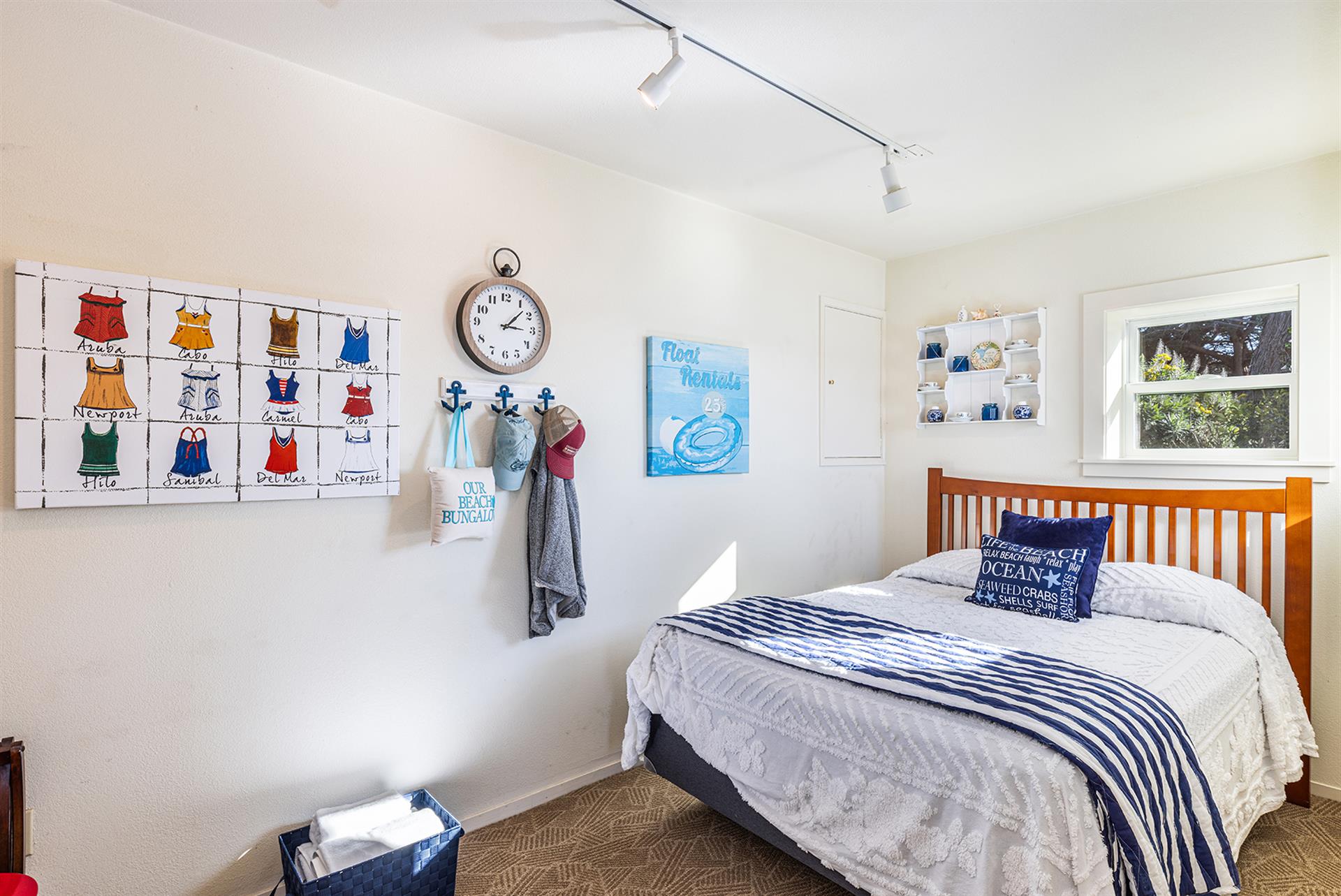 1115 Bedroom Three002