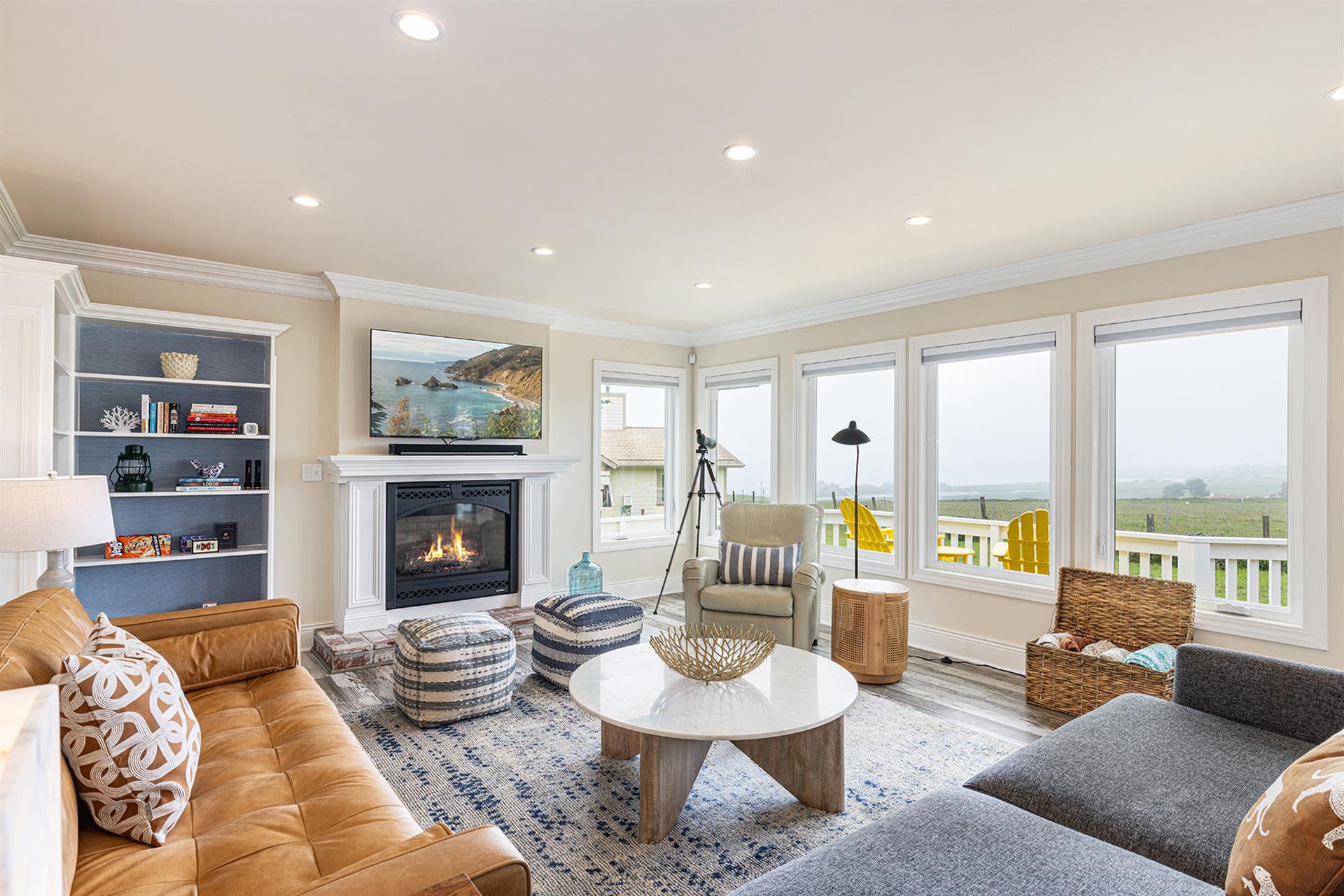 0300 Living Room005