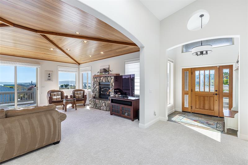 6090 0200 Foyer 006 M