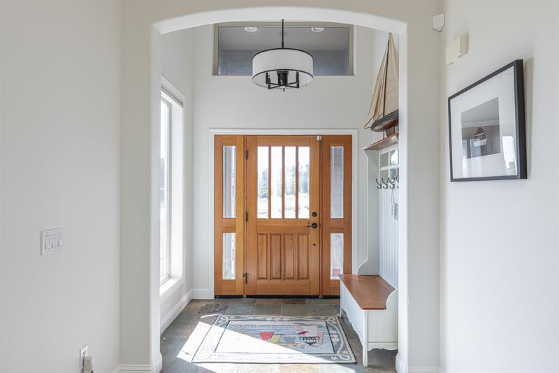 6091 0200 Foyer 007 M