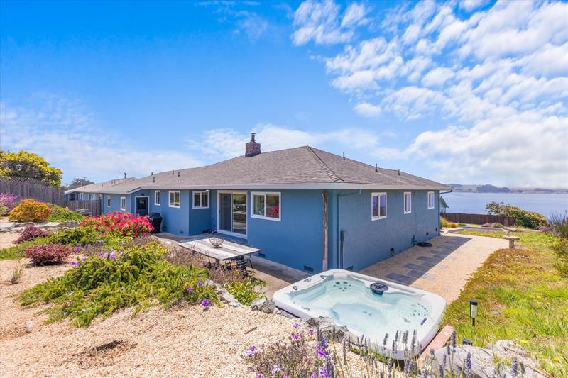 6173 056 700 Ca 1, Bodega Bay, Ca, 94923   Digital Twinners 56 M