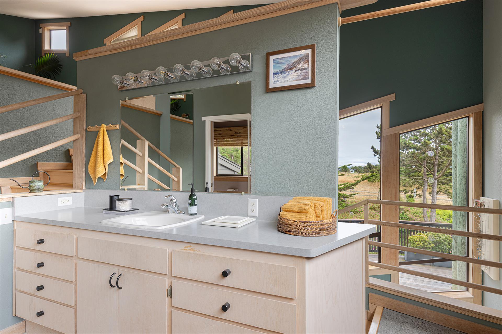 1150 Bathroom One007