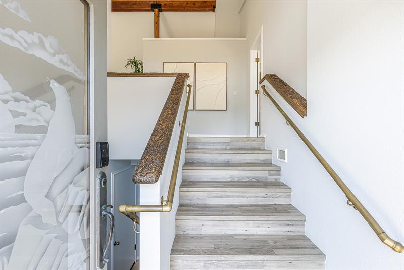 6314 0130 Entrance 001 M