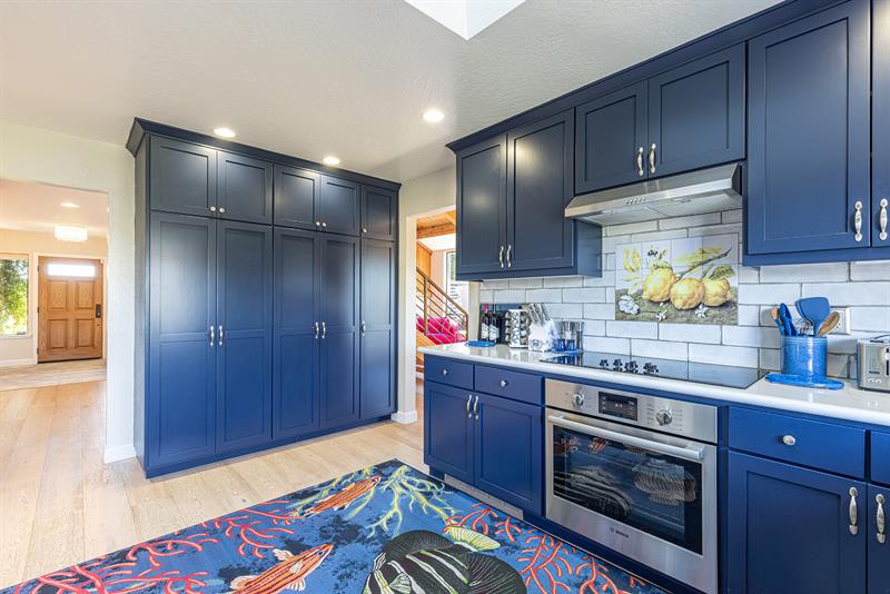 6379 0600 Kitchen 004 M