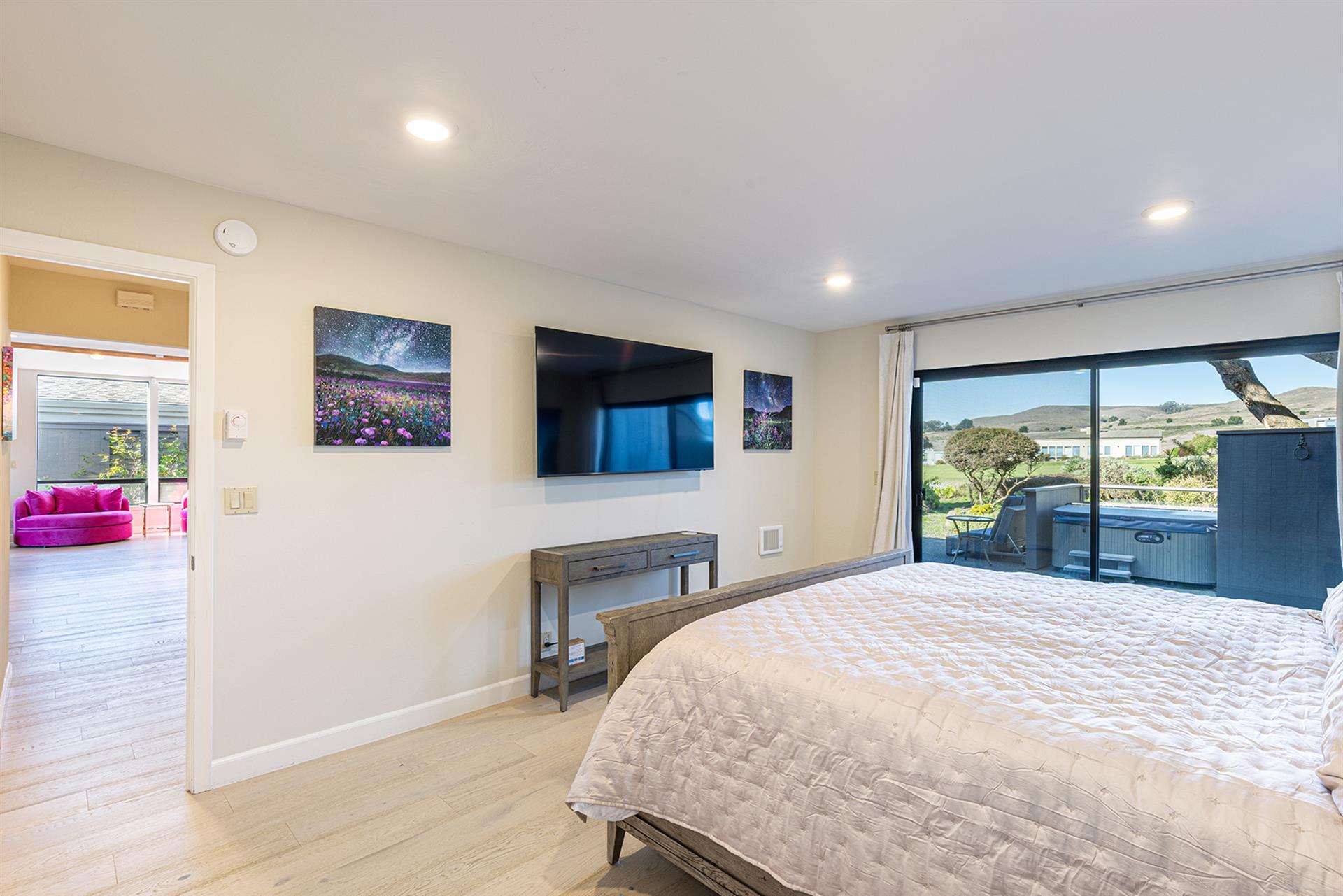 1115 Bedroom Three002