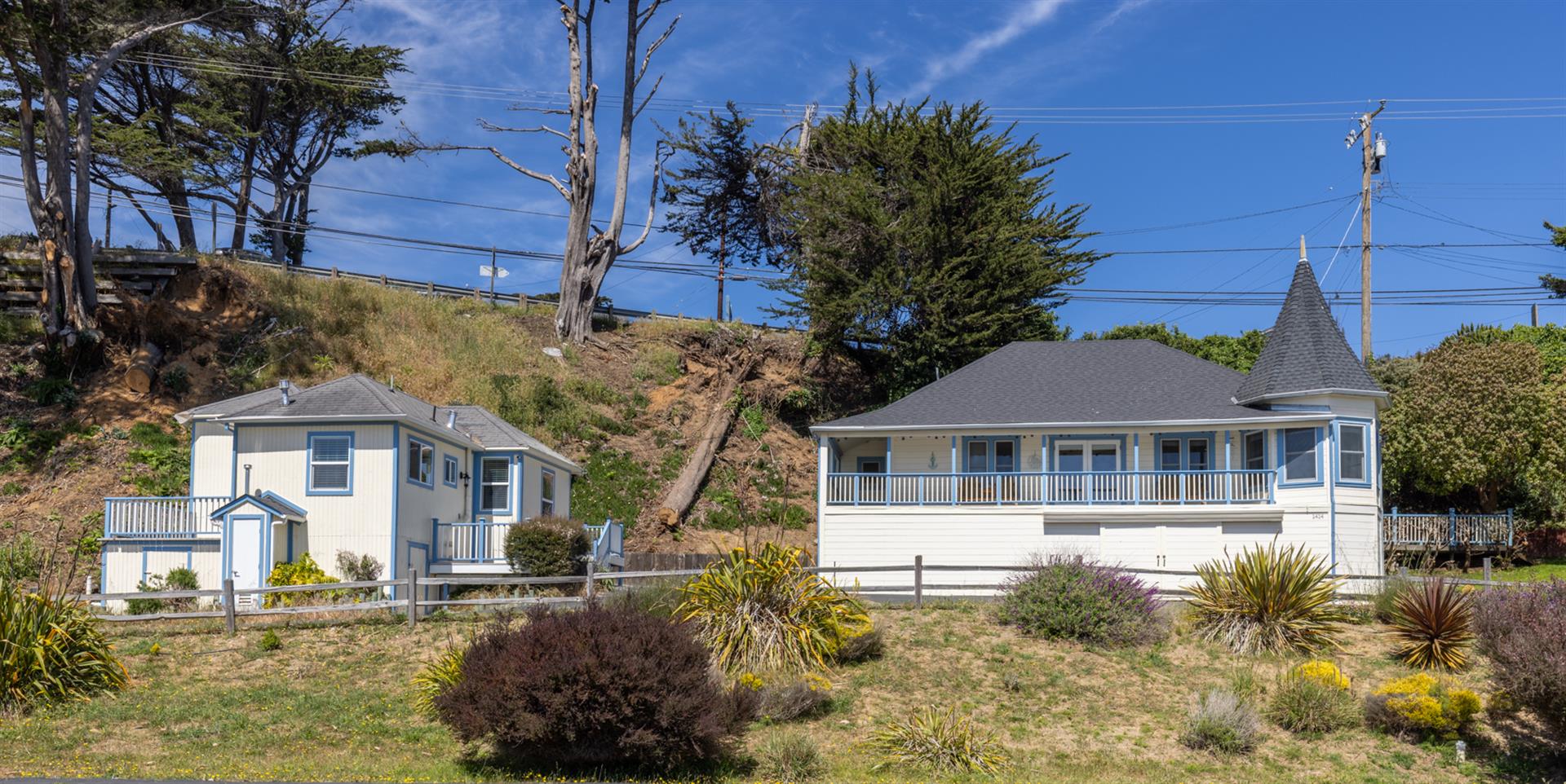 0070 Front Exterior001