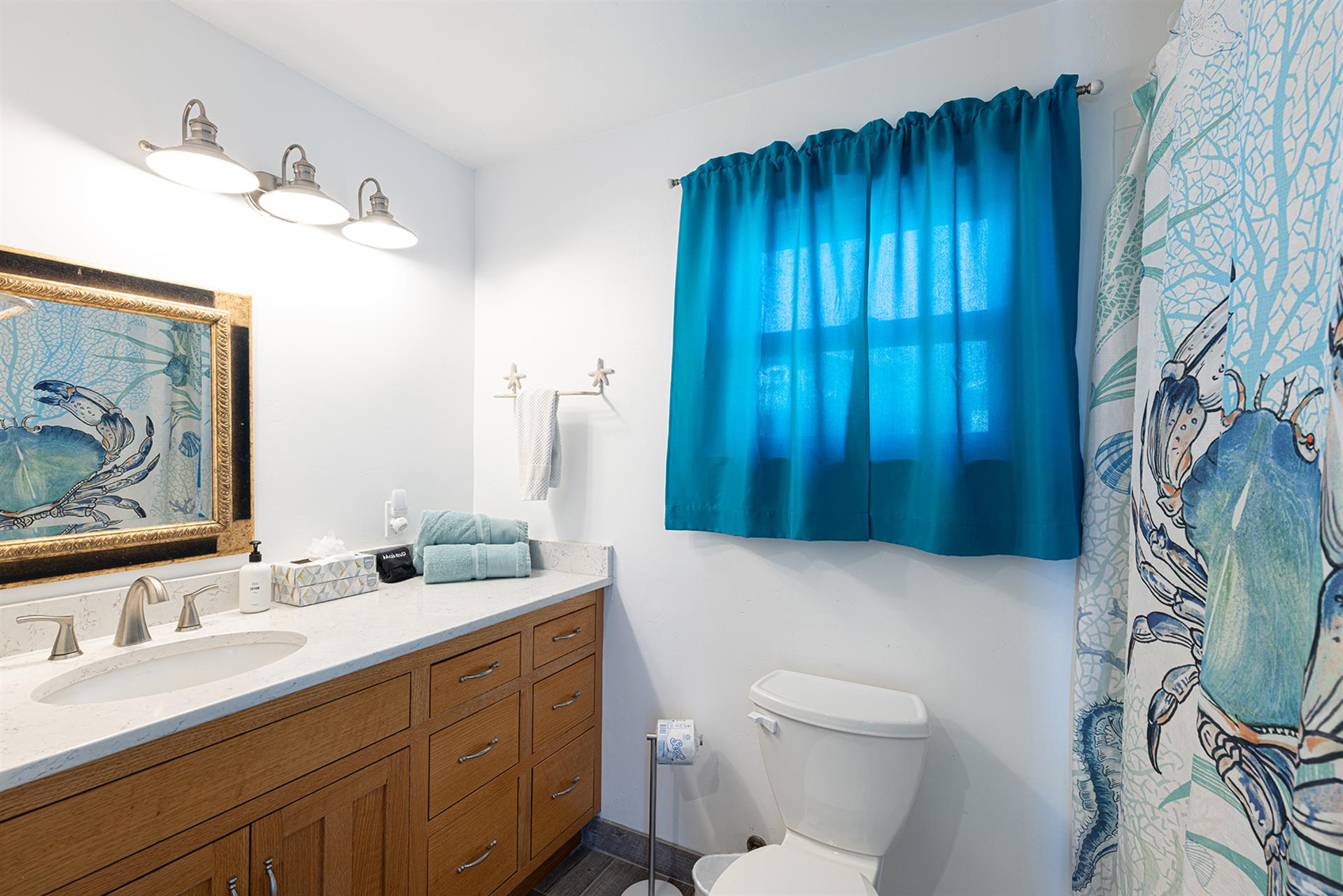 1150 Bathroom One002