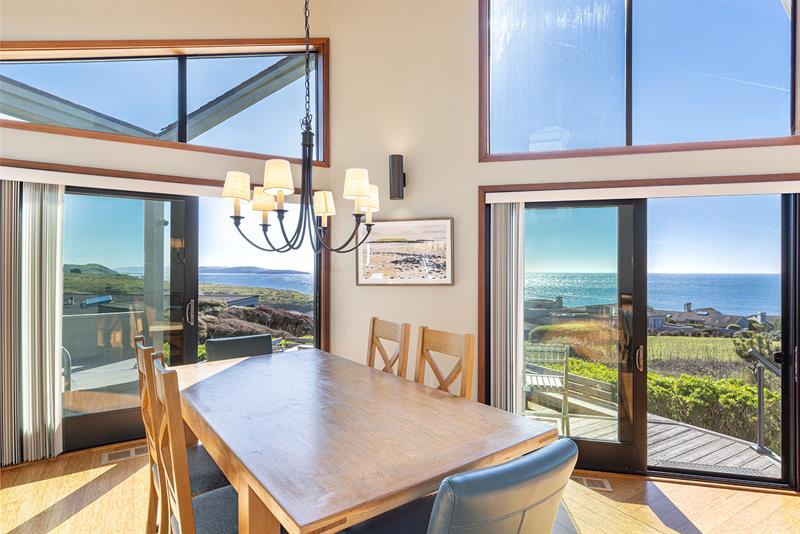 6602 0630 Dining 001 M