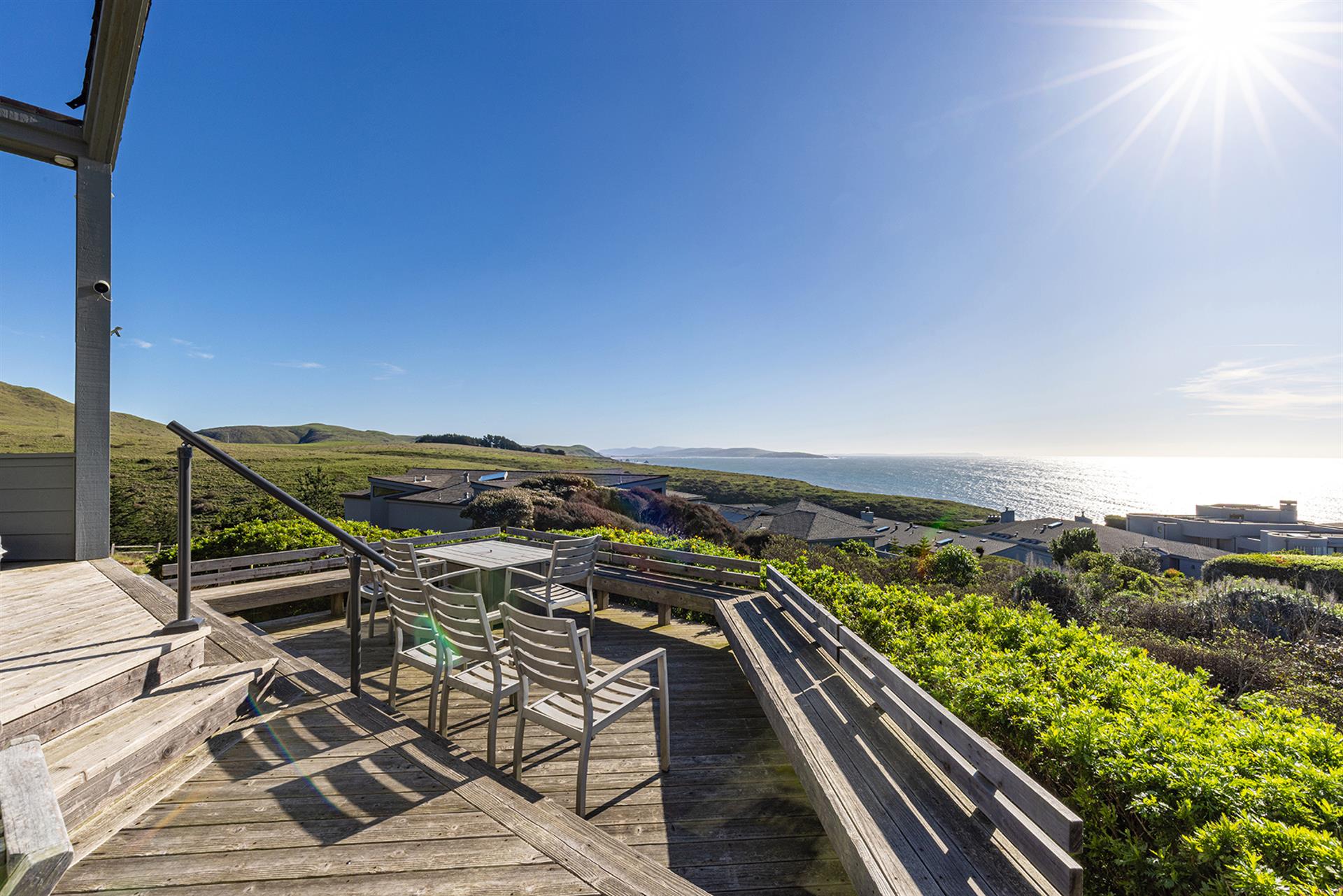 1500 Back Exterior007