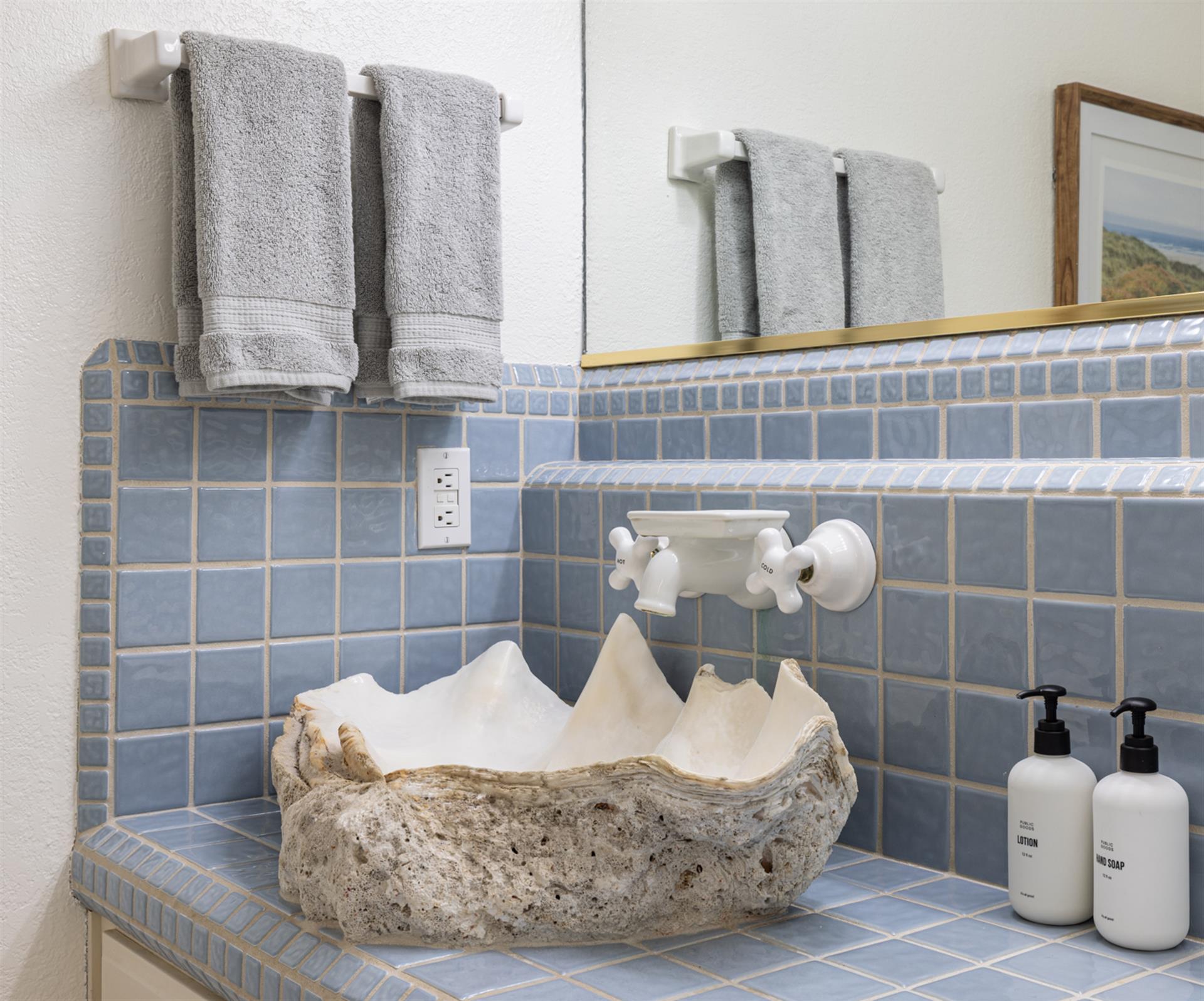 Osprey Half Bath 2 of 2