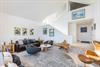 0300 Living Room005