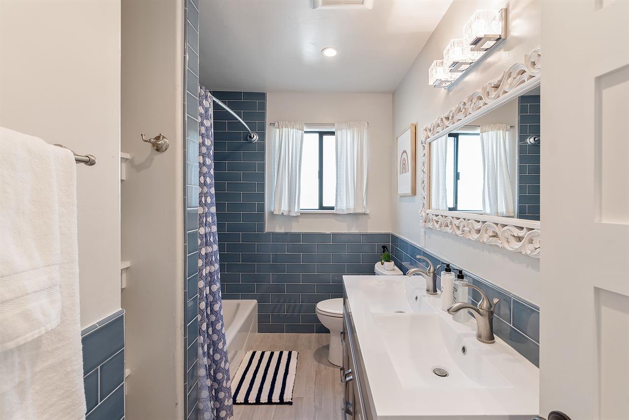 Downstairs Hall Bath, ShowerOverTub, 2 Sinks