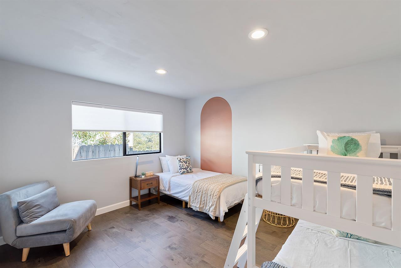 Bedroom 3  Twin, Twin Bunks  3 Twins