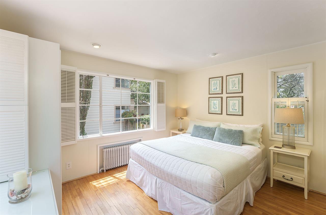 Bedroom 1  King Bed, En Suite with Shower