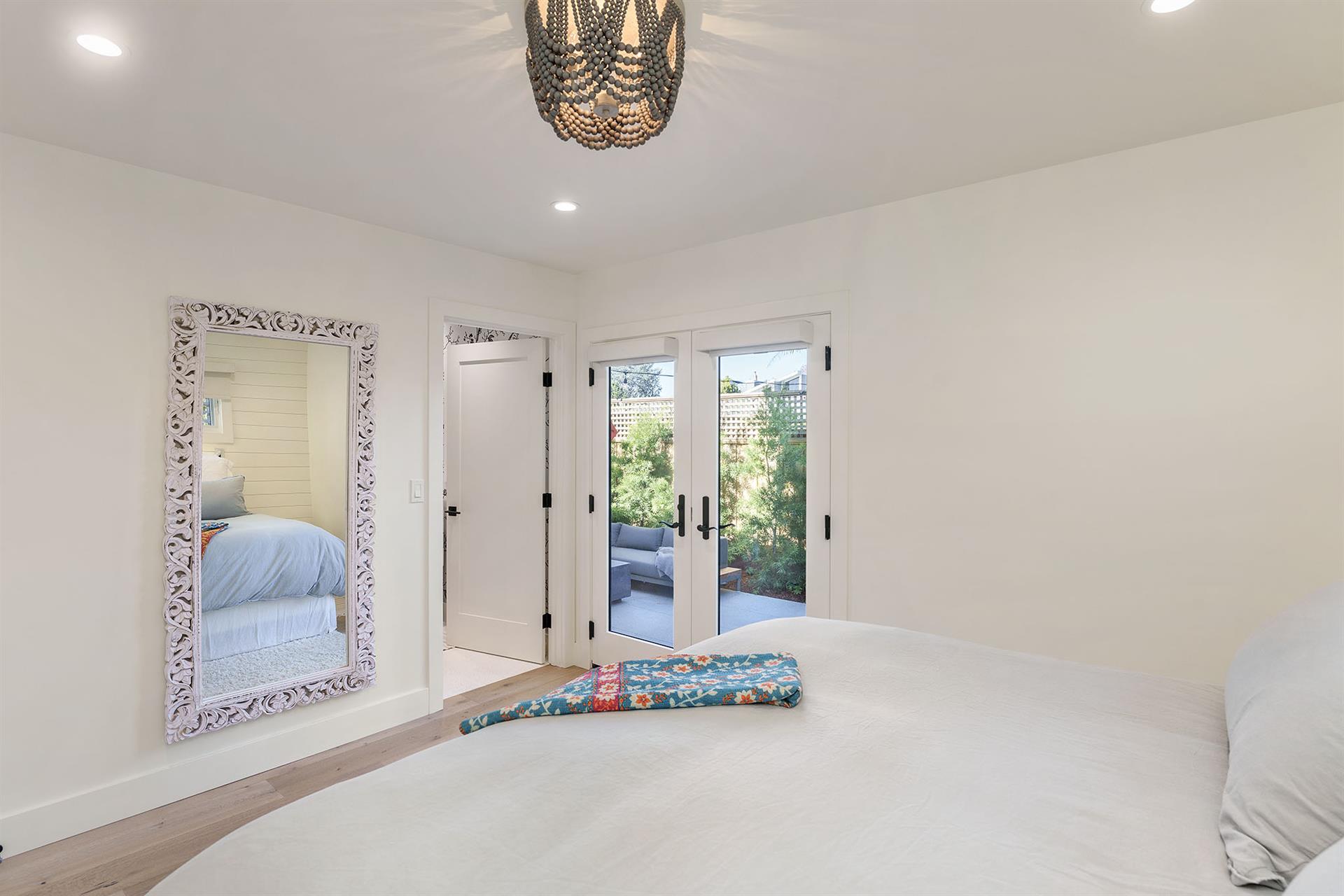 Bedroom 1, King Bed, En Suite, Patio Access, Downstairs