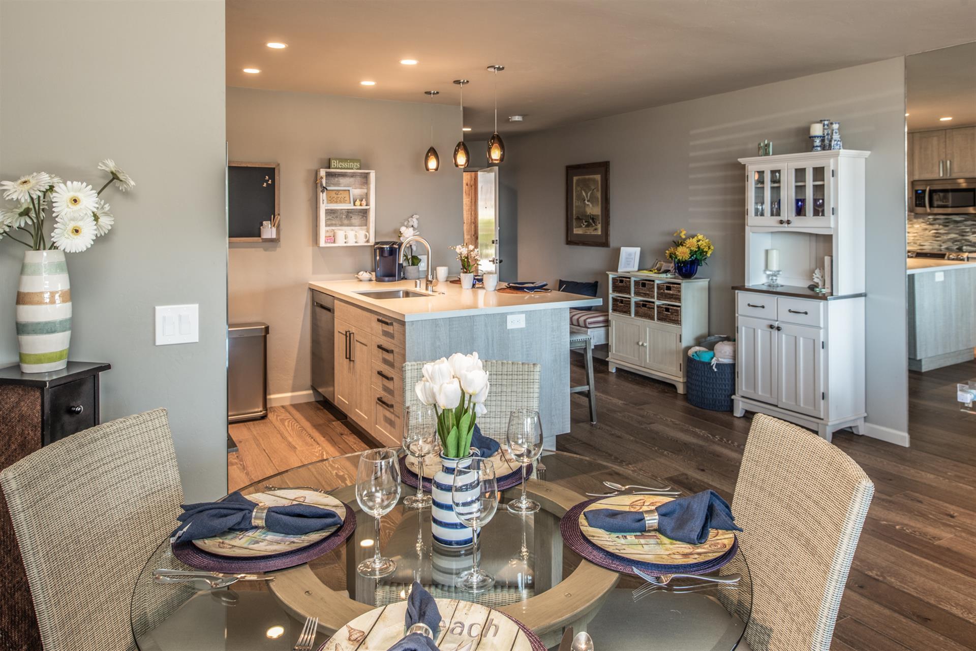 Dining for Four in Open Concept Living Space