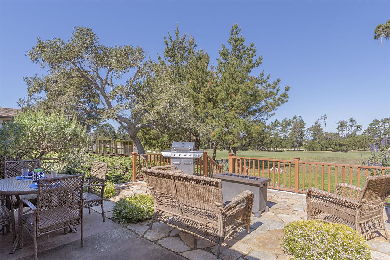 Outdoor Patio with Gas Grill and View of the Golf Course