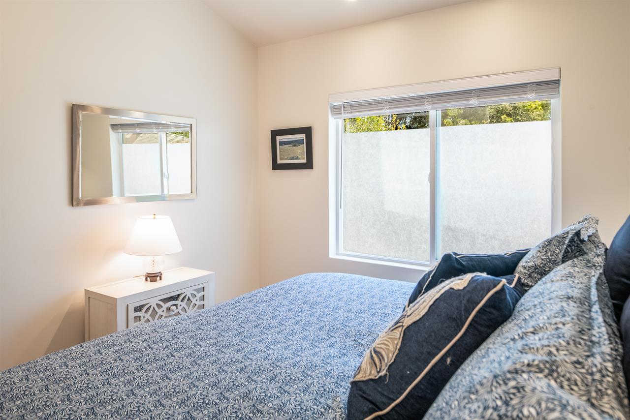 Master Bedroom can be a King or Two Twins