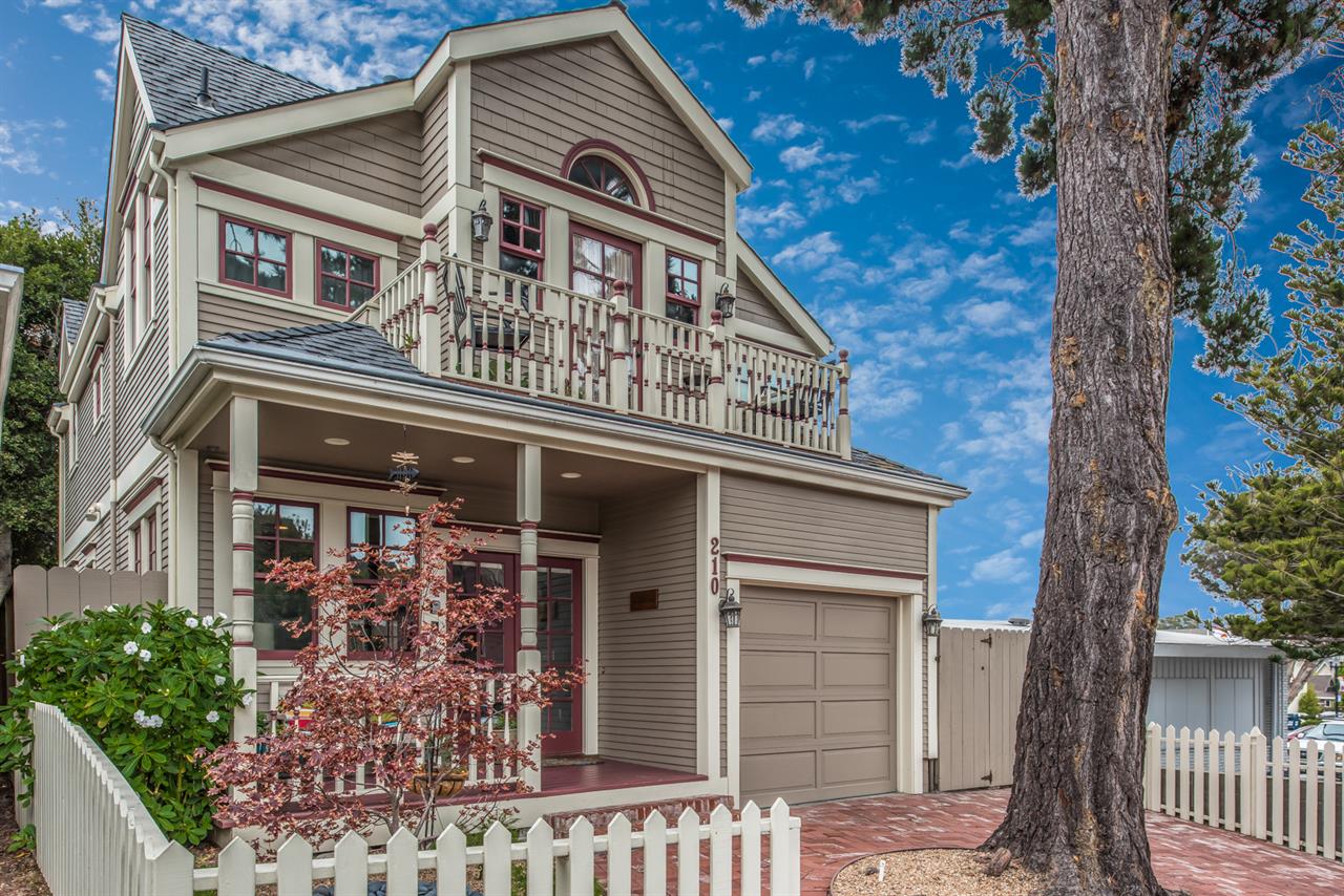 Welcome to La Gloria Cottage by the Sea