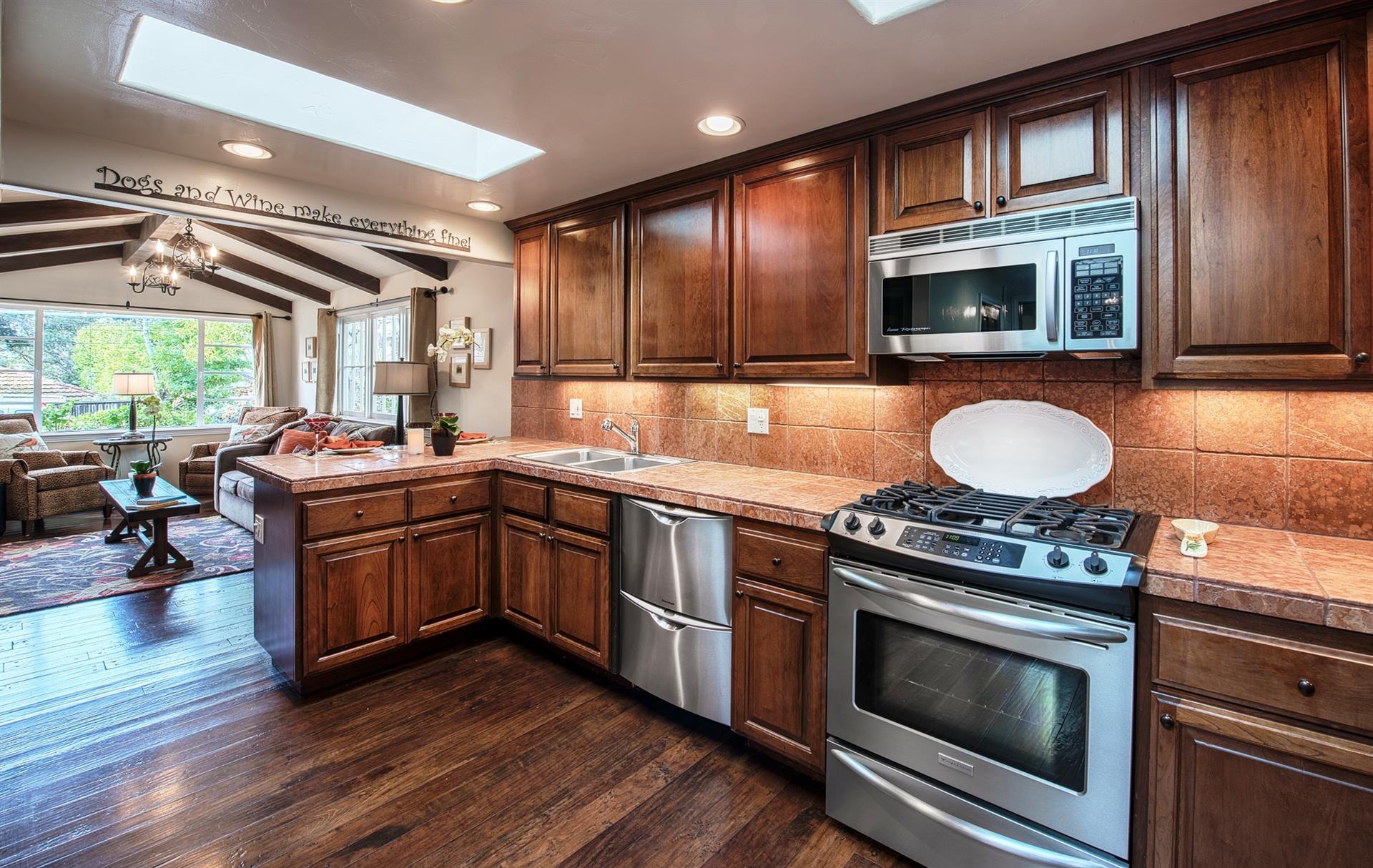 Fully Equipped Chefs Kitchen with Custom Cabinetry