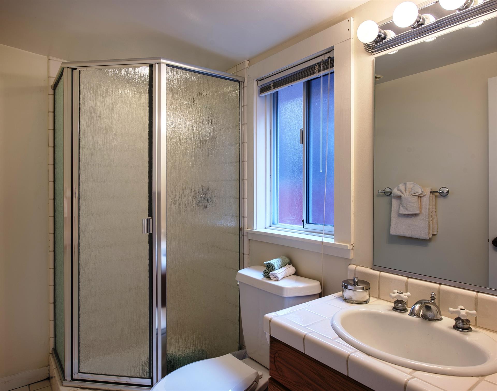 En Suite Bathroom with a Shower