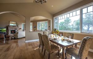 Formal Dining Area near the Kitchen and Main Living Room