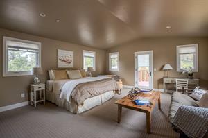 Bedroom 5, Separate Guest Suite, Kitchenette, En Suite Bath