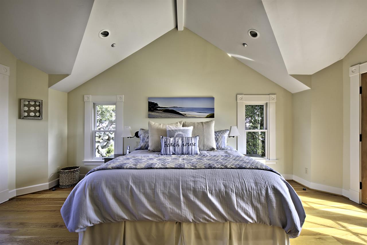 Bedroom 1  King Bed, TV, Balcony, En Suite Bath