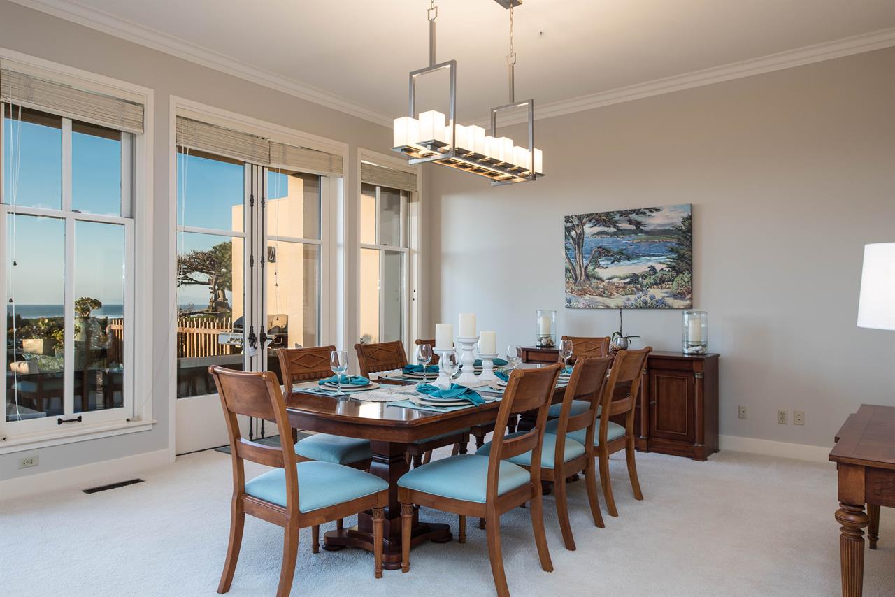 Ocean View Dining for Eight