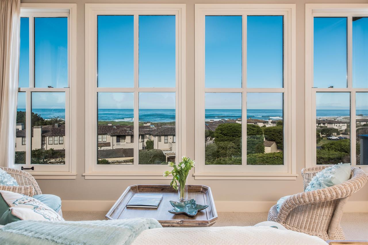 Bedroom 1, King, Gas Fireplace, TV, En Suite Bath, Ocean View