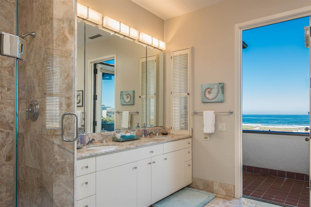 En Suite Bath, Tub, Separate Steam Shower, Two Sinks