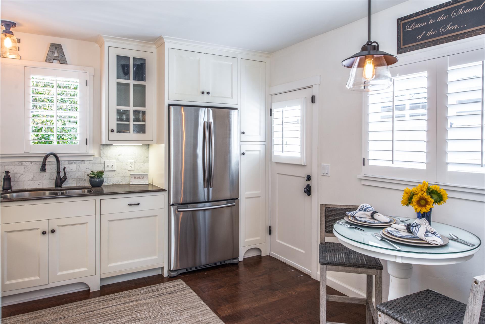 Fully Equipped Remodeled Kitchen