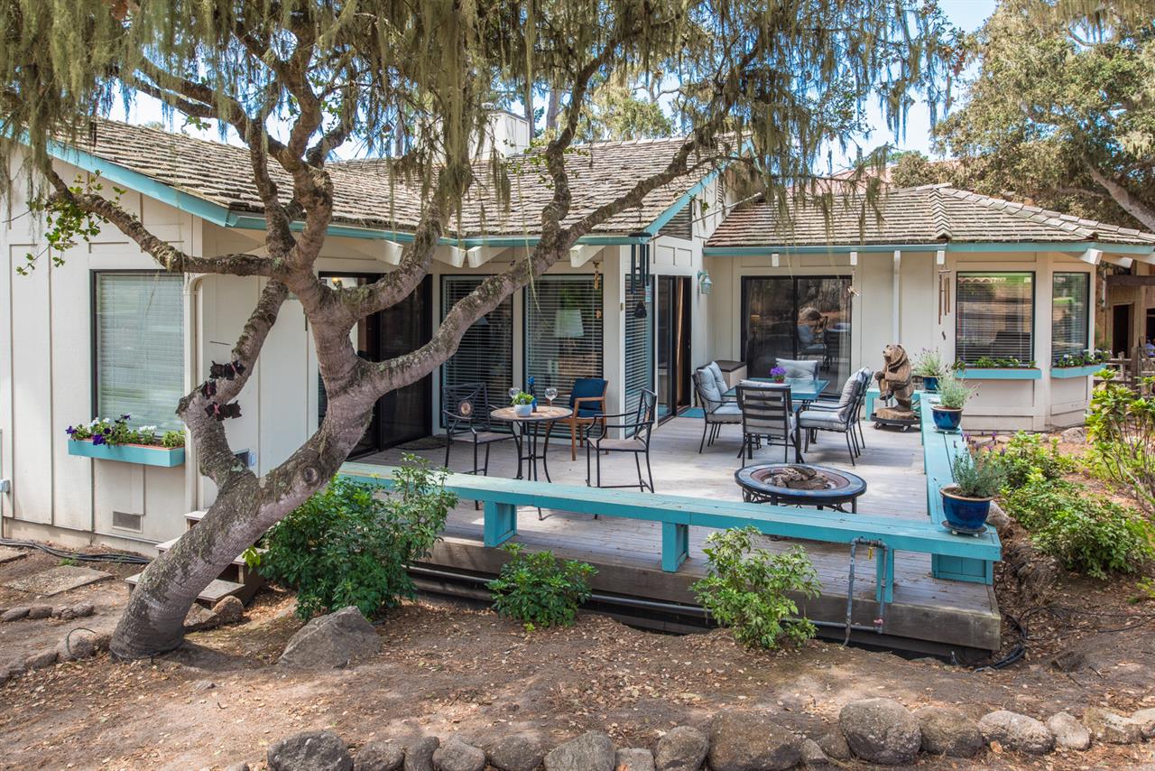 Back Patio  Gas Fire Pit and View of the Golf Course