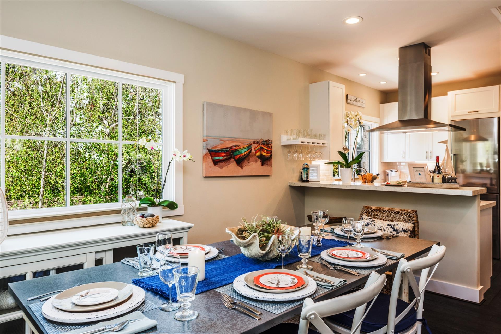 Beautiful Settings for your Gourmet Meals