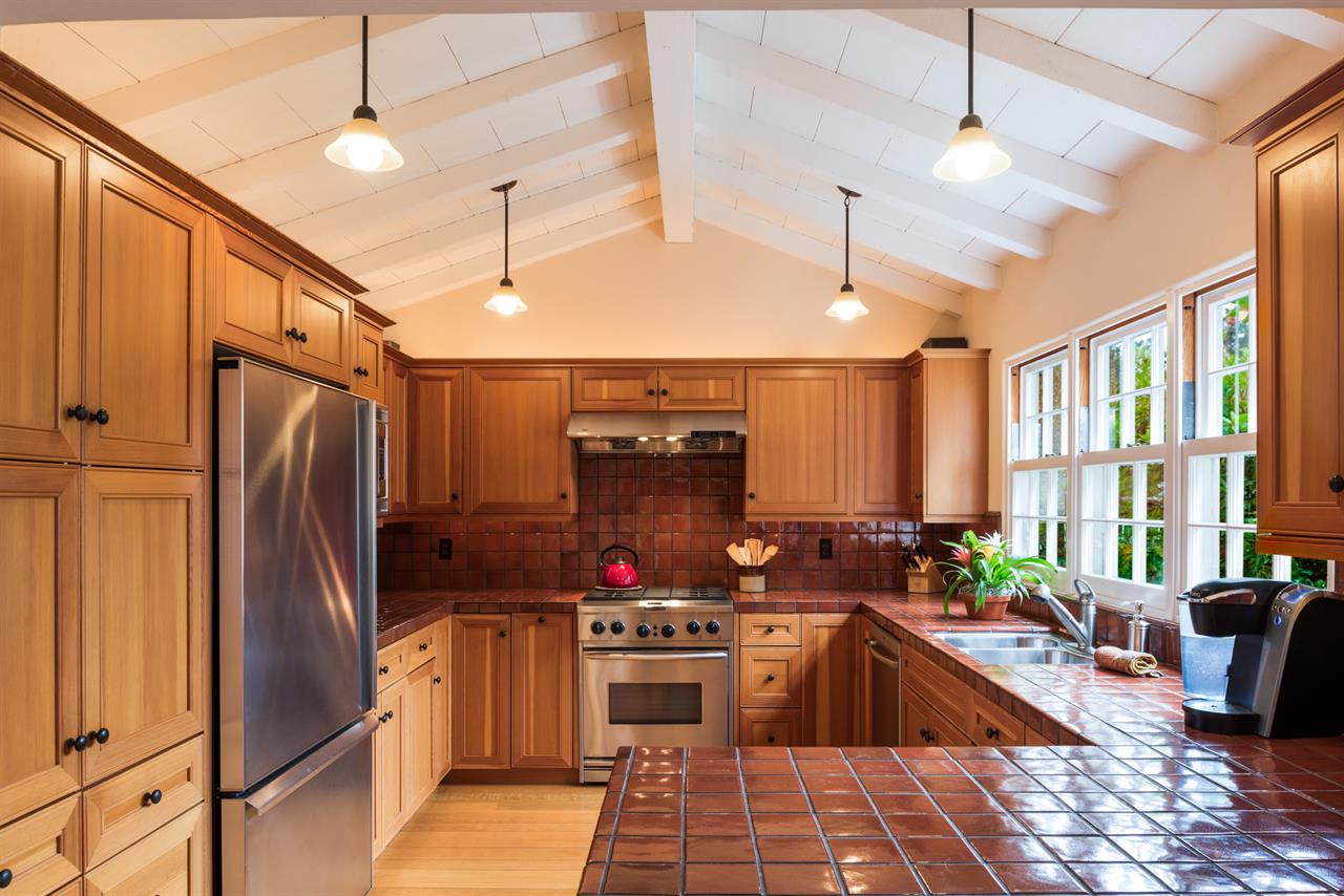 Spacious, FullyEquipped Kitchen including Bosch Dishwasher