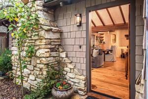 Perfect CarmelbytheSea Cottage