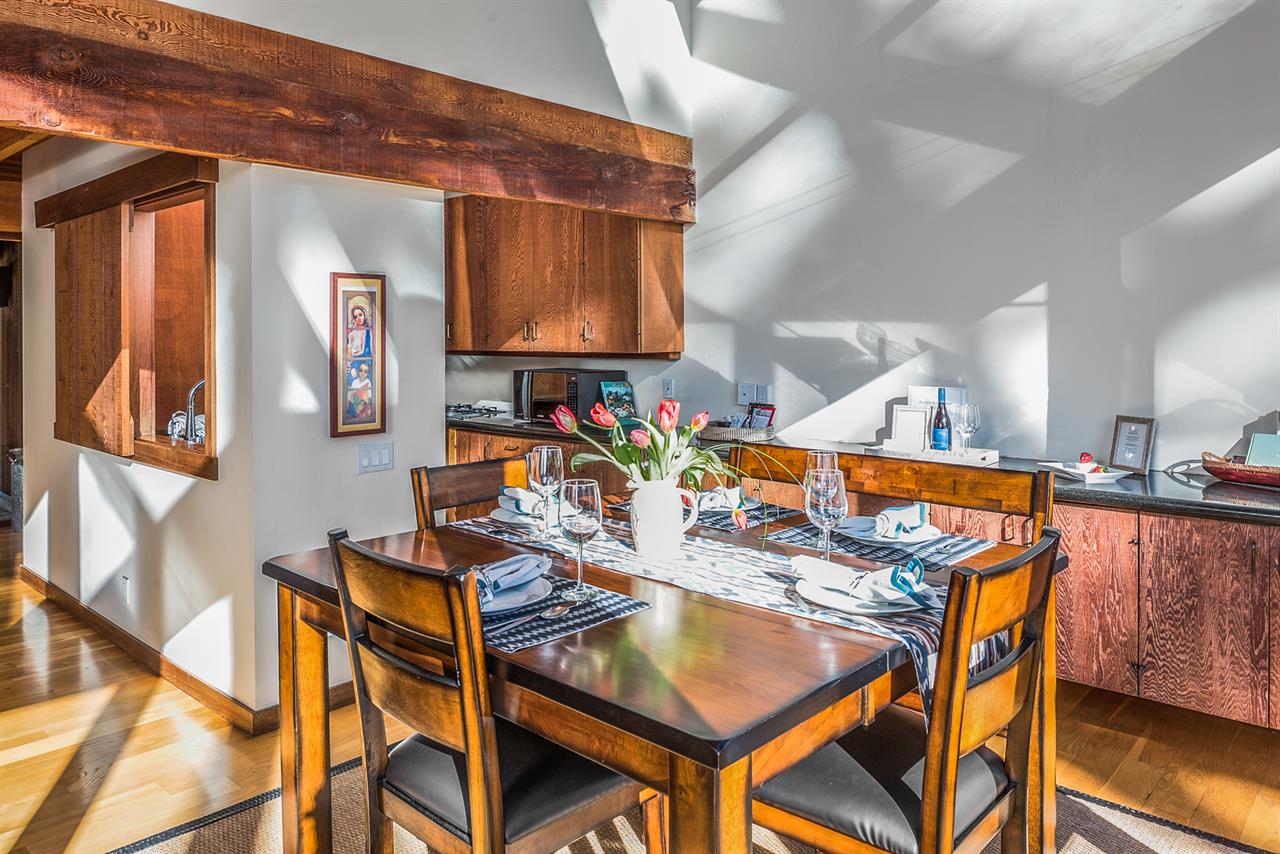 Dining Area Next to the Kitchen