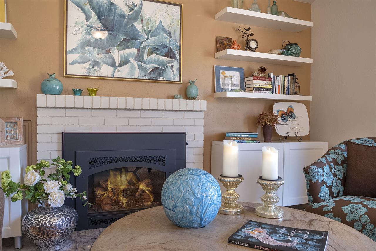 Living Room with Fireplace