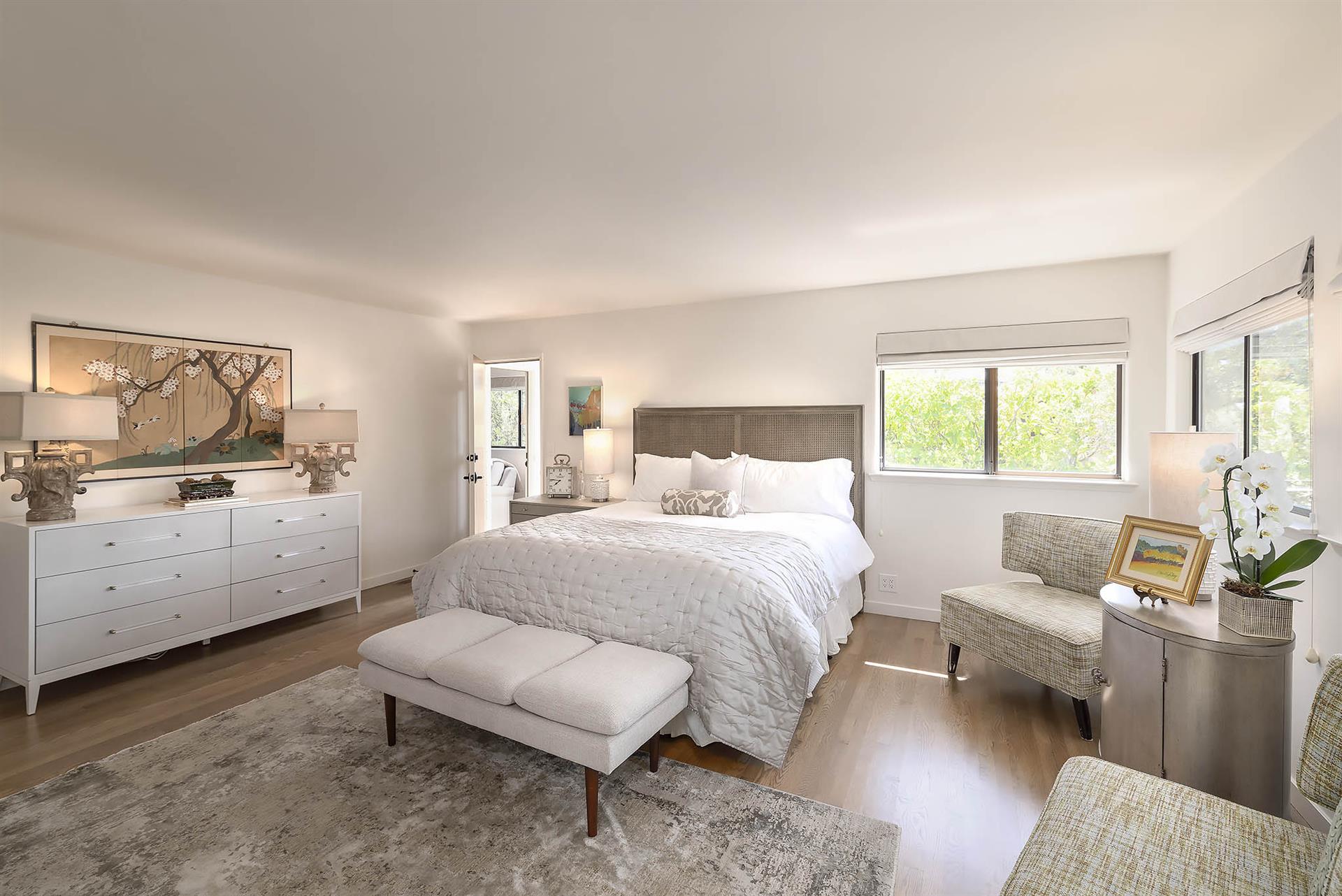 Bedroom 1, King Bed, En Suite Bath with Shower