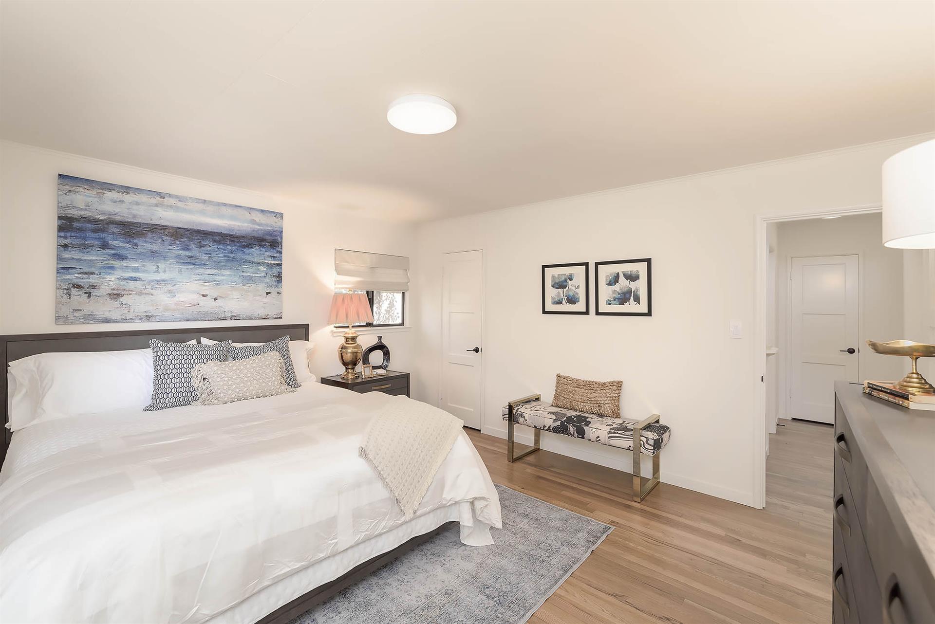 Bedroom 2, King Bed