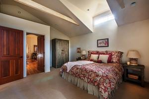 Bedroom 1, King Bed, TV, Balcony, En Suite Bathroom