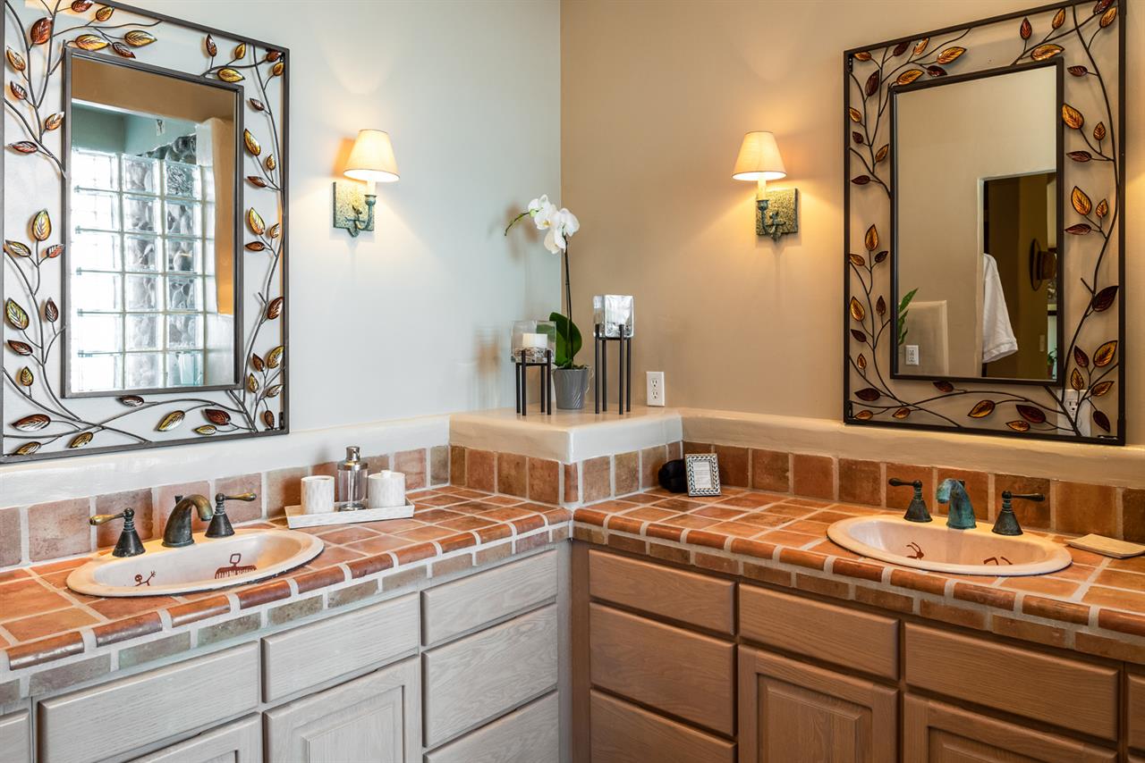 En Suite Bath with Spacious Shower