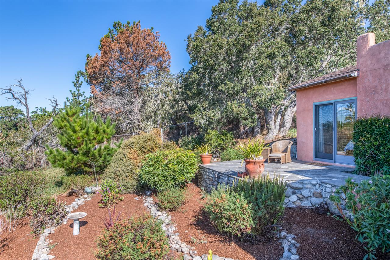 Outdoor Living Areas