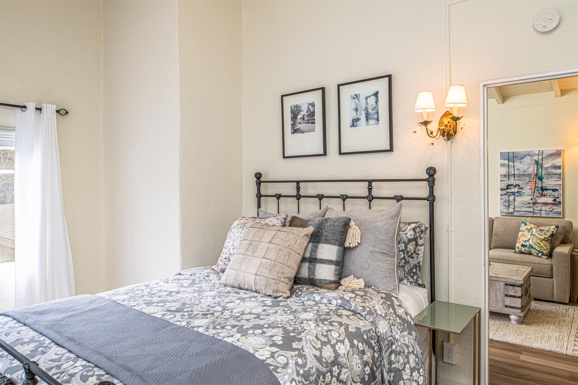 Bedroom with Queen Bed