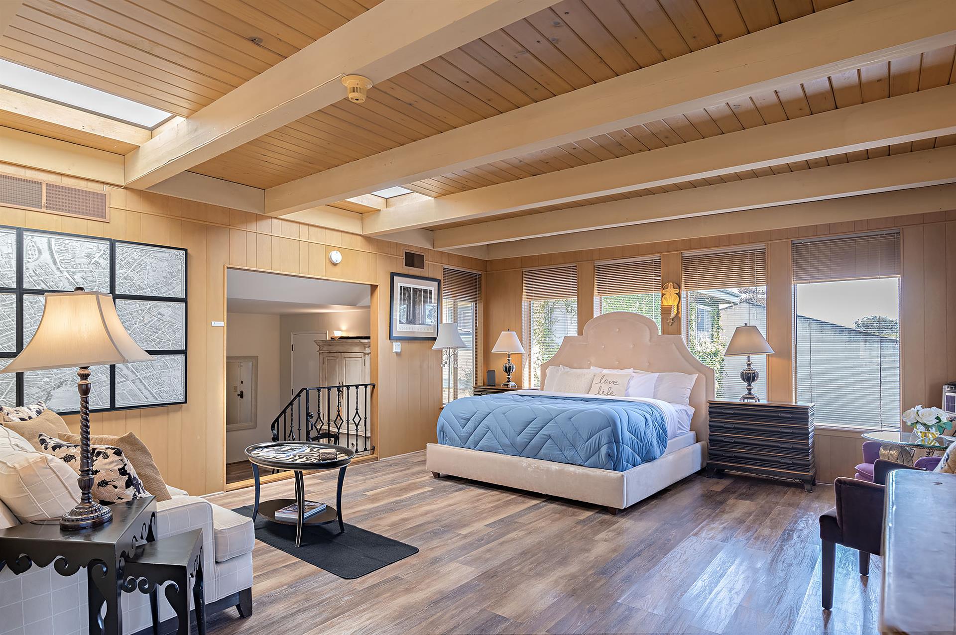 Great Room with Seating and King Bed Sleeping Area